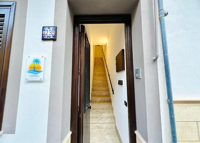 Casa Carlotta Apartments